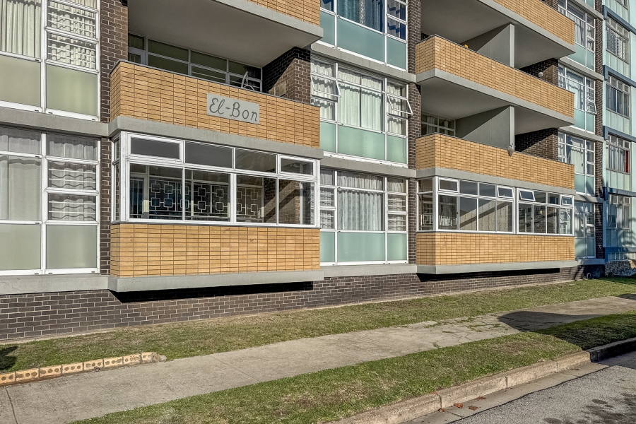 2 Bedroom Property for Sale in Humewood Eastern Cape